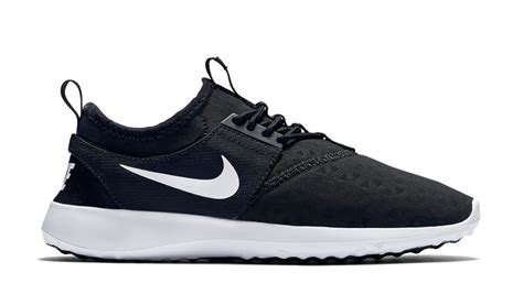 nike juvenate schwarze sohle|Schwarze Nike Juvenate online entdecken .